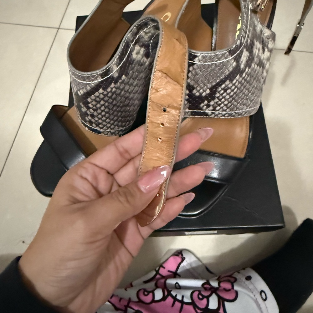 Coach Women's Black and Snake Pattern Sandals - Picture 3 of 7